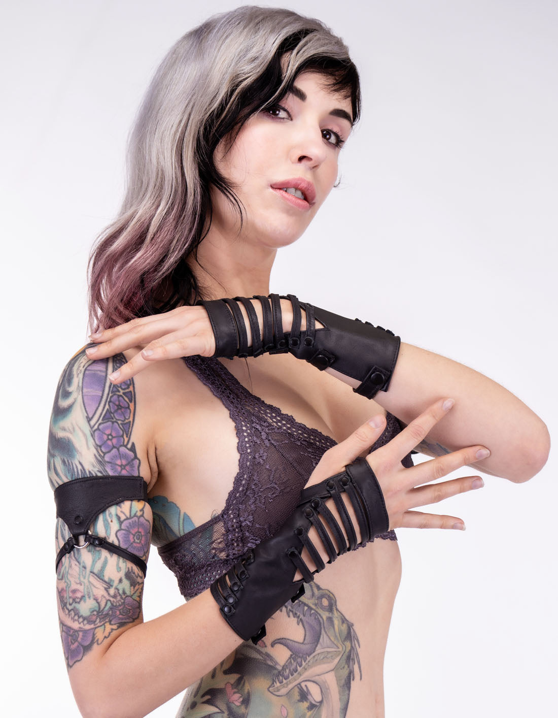 Carbon Arm Garters