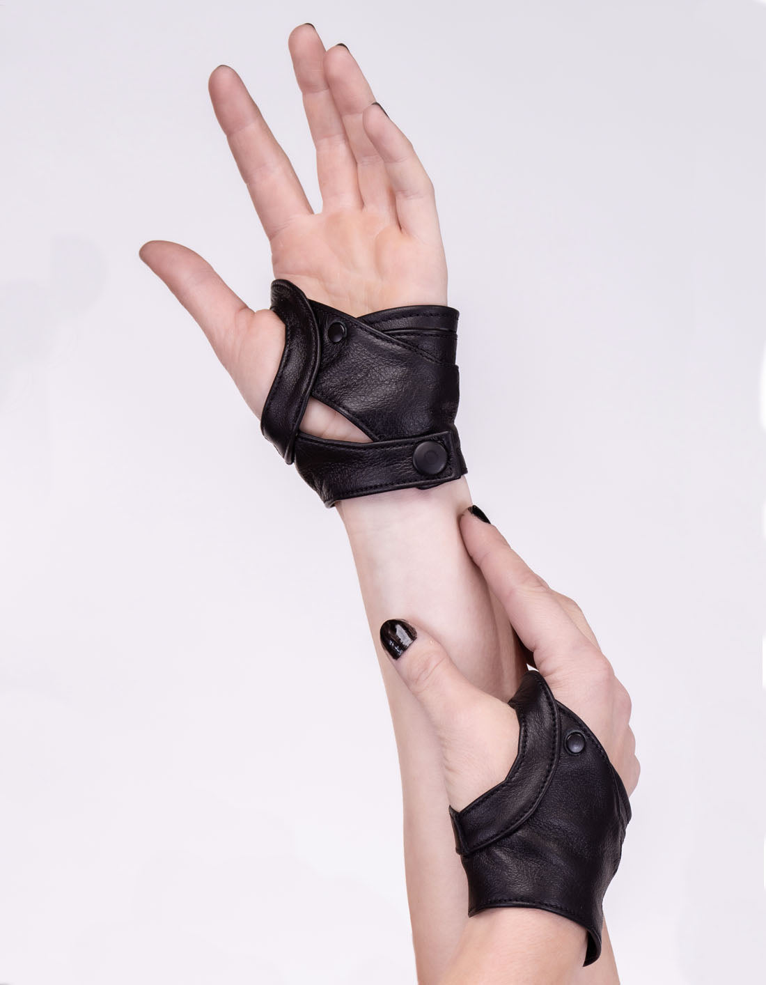 Hydrogen Gloves
