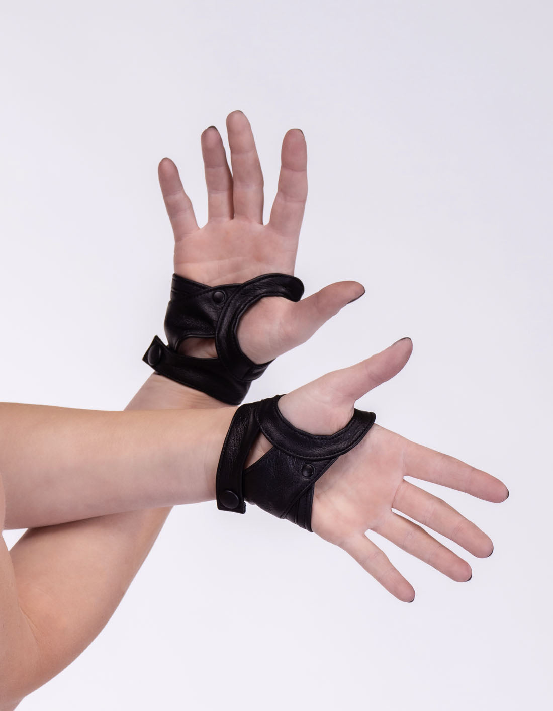 Hydrogen Gloves